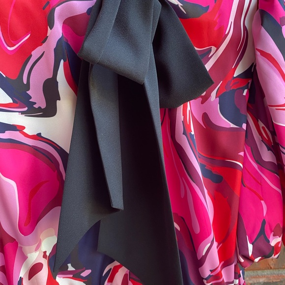 NWT CROSBY by Mollie Burch Blouse Top size M - Picture 4 of 8